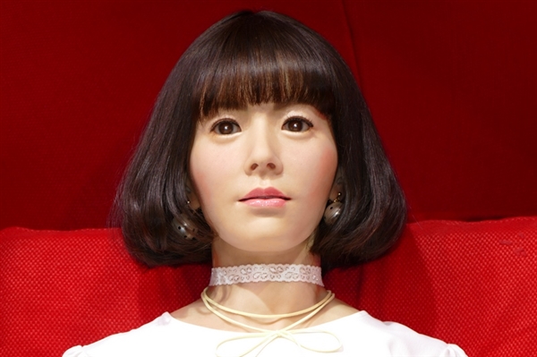 基于Android打造的美女機器人將在不久的將來與大家見面